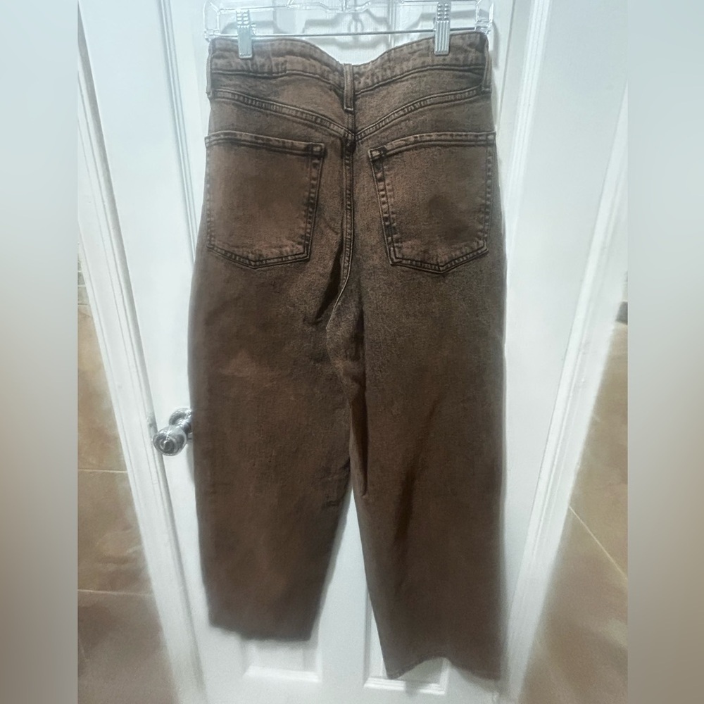 NWOT Wild Fable High-Rise
Baggy Jean Women's Size 4/27R
Brown Denim 5-Pocket - Picture 2 of 4